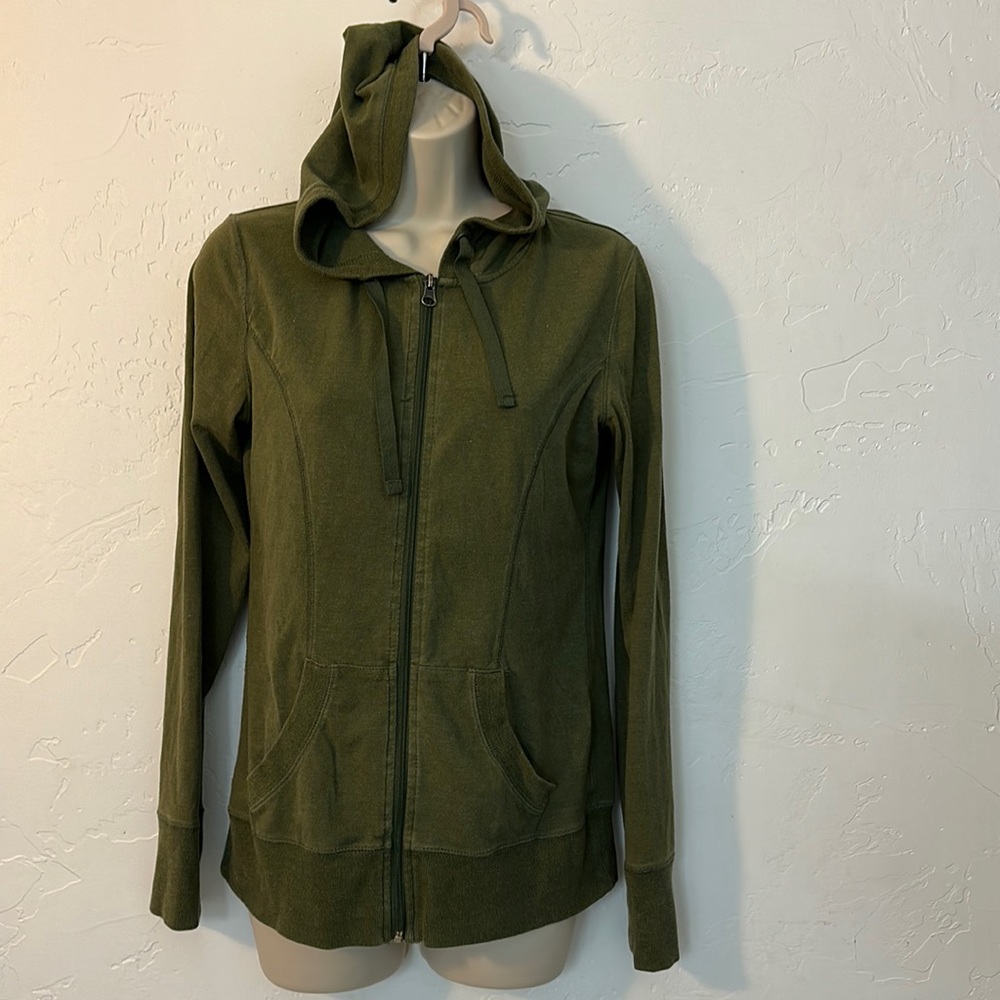 Olive green sip up light weight hooded jacket